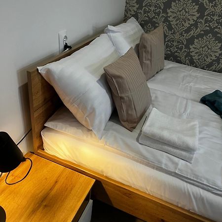 Apartamenty Dbrw Jezyce Poznań Buitenkant foto